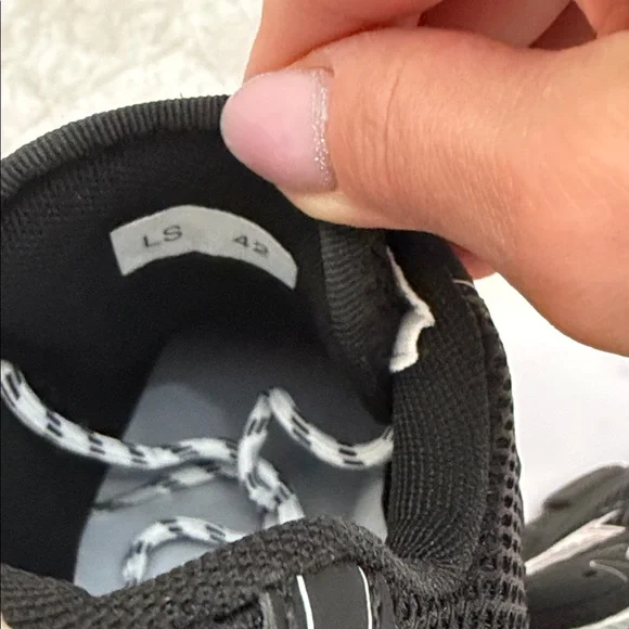 1:1 high quality Dior Black and White Star Sneakers, women/men 40-41 - Picture 4 of 9